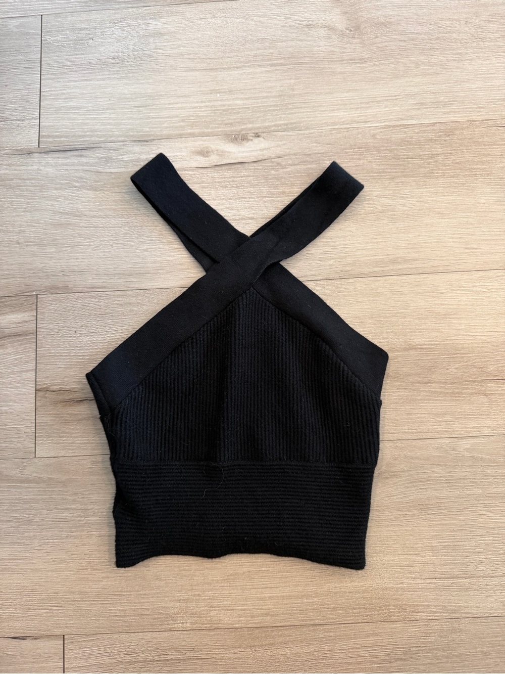 Abercrombie & Fitch Black Cross-Back Ribbed Crop Tank